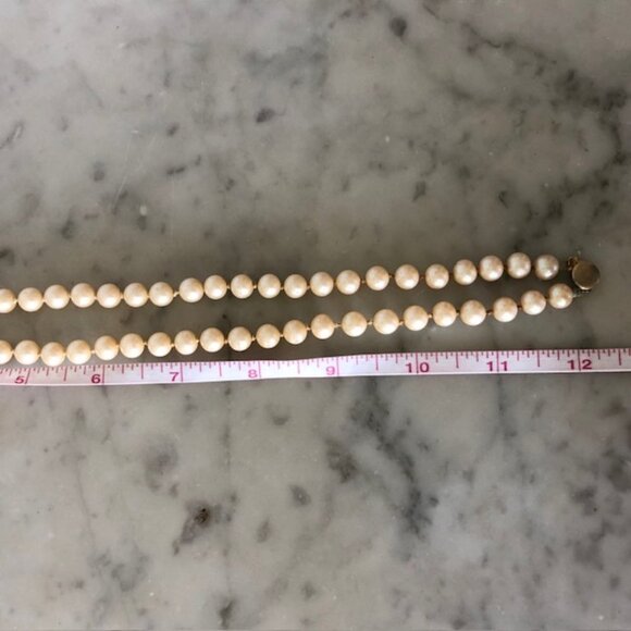 VINTAGE Pearl Costume Necklace Approx 24" Long - Picture 7 of 10